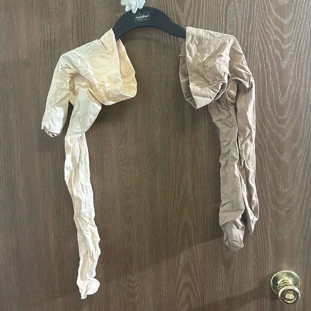 Kids  Costume Set, dance outfit, or gymnastics- Black, White, and‎ Pink